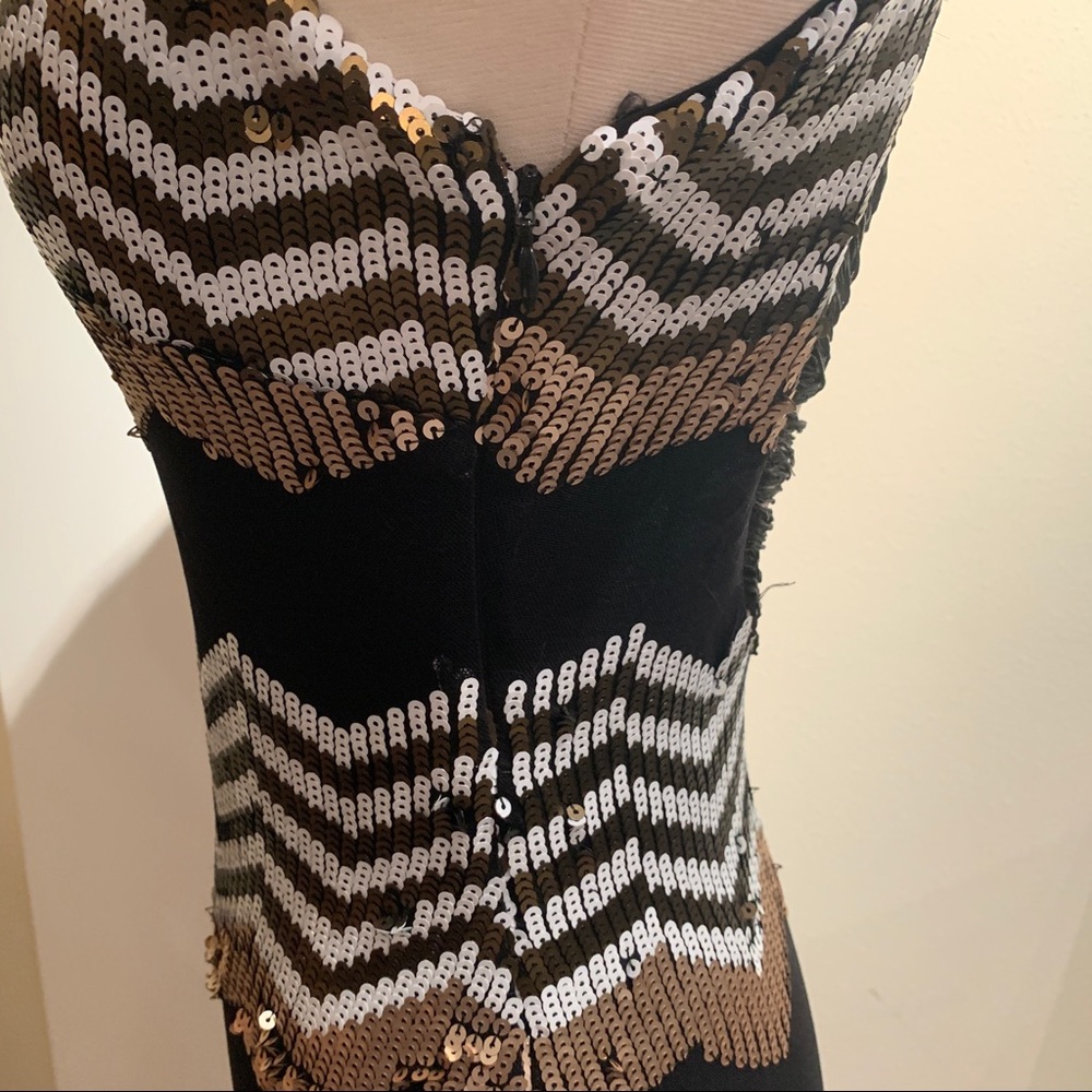 Mini dress - Picture 3 of 4